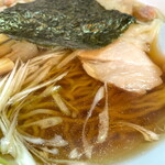 三ちゃん - 摩周湖のように澄んだスープ