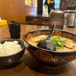 にんにくラーメン 幸ちゃん - 