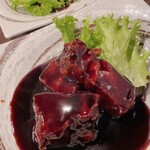 チャイニーズキッチン ヒゲクジラ - 黒酢酢豚 1,320円