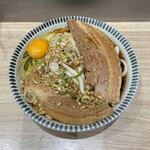 Toshima - 厚肉玉うどん ¥770- (税込)