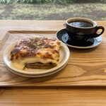 ZEBRA Coffee&Croissant - グラタン¥840
            レギュラーコーヒー(エスプレッソベース/エクスプレス) Hot S¥470