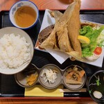 Resutoran Yoshikawa - はまちのカマ唐揚げ定食（1,400円）