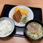 ひろちゃん - ポーク玉子定食（宮古そば）