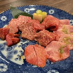 炭火焼肉 久 - 