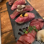 赤坂焼肉 KINTAN - 牛肉寿司5貫盛り合わせ