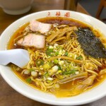 三憩園 - 料理写真:ラーメン+ワンタンTP