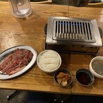 炭火焼肉 牛和鹿 - 焼肉定食