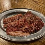 炭火焼肉 牛和鹿 - 焼肉定食(ハラミ+和牛カルビ)