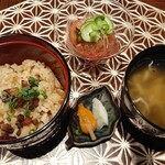 琉球 - ⑨クラゲの酢物、⑩叉焼炊込み御飯(漬物付きでした)、⑪ふかひれと中身のお吸い物