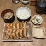 ぎょうざ処 高辻 亮昌 - 