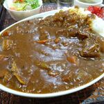 アーモンド - カレーライス（大盛）1,050円（サラダ、スープ、コーヒー付き）