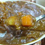 アーモンド - カレーライス（大盛）1,050円（サラダ、スープ、コーヒー付き）