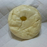 クランツ - 白いあんぱん（栗あん）