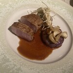 ベージュ アラン・デュカス 東京 - 