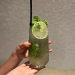 The Gozero Grill - ジンのモヒート