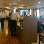 ホテルルートイン - 明るいレストラン。