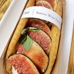 Fruit Chef The Shop - ビオレソリエスのオムレット( ふわふわのオムレットはショートケーキのよう、黒いちじくの食感と味わいを引き立たせる。私はコレが一番好き)¥1,200