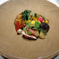 ヒカリヤ ニシ - 