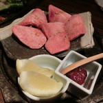 大仙　牛玄亭 - 極上タン塩・・・梅ダレが増えました(´∀｀)