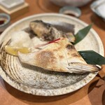 はな膳 - カマ焼き。本日はブリ。