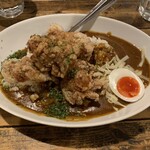 TWO SAM'S UP - 揚げたて唐揚げサムチキカレー