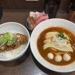 ヌードル＆スパイスカレー 今日の1番 - 