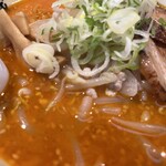 札幌ラーメン 武蔵 - 辛味噌　ちょいアップ