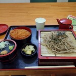 道の駅 両神温泉 薬師の湯 お食事処 - カツそばセット1100