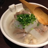 馬桜 下通り店 - 馬すじ煮込み