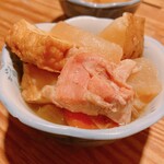 Debiru Okinawa - お通し煮物は同行者大喜び