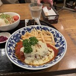 Youshokunomise Itadaki - トマトソースのチーズハンバーグ定食(¥1,590)