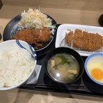 松屋 - チキンカツ定食にロースカツをプラス