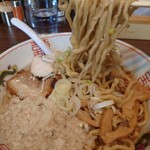 Jikaseimen Kumagai - 手揉み麺リフト