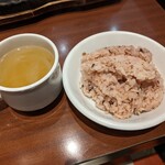 Daiyamondo Suteki - オニオンコンソメスープと五穀米…