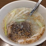 Gomtang soup