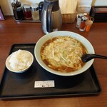 餃子館 - サンマー麺(大盛)&小ライスをば…。