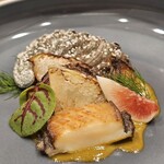 麻布Lasen - 鮑とイチジクのポワレ　鮑の肝のソース