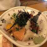 Sushiya Akabee - 海鮮納豆。