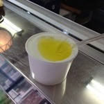 Libisco - ジェラートの上にオリーブオイルが(◎_◎;)