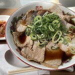 ラーメン さかもと - Blackラーメン700円 チャーシュー麺なのでコスパ最高　大盛でも同じ値段