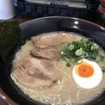 とんこつラーメンスタンド食堂 - 
