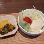 うら銀座くらぶ - サラダと漬物