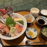 Funato Ichiba Tottotto - 海鮮丼 極 2500円