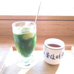 茶寮都路里 - 【宇治フロート・ほうじ茶】