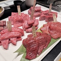 焼肉専科 肉の切り方 日本橋本店 -  焼肉専科 肉の切り方 日本橋本店 -