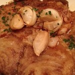 ビストロガブリ - マグロテールの焦がしガーリックバター　アップ