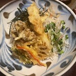 手打うどん あかう - 茜鶏ムネ天おろし