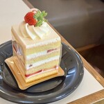Lily cakes - ショートケーキ