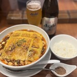 蝋燭屋 - アサヒスーパードライ700円
      焼きチーズ麻婆麺倍辛1,500円
      チーズトッピング200円
      痺れ激増し100円
      ランチサービス半ライス少なめ