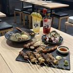 Hakata Oden Yakitori To Furu-Tsu Sawa Nikumareya - 